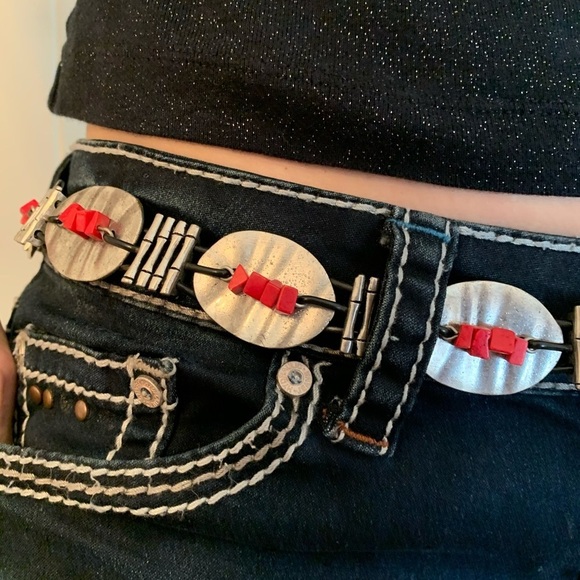 Vintage belt silver toned discs red beads black cords EUC - Picture 5 of 10